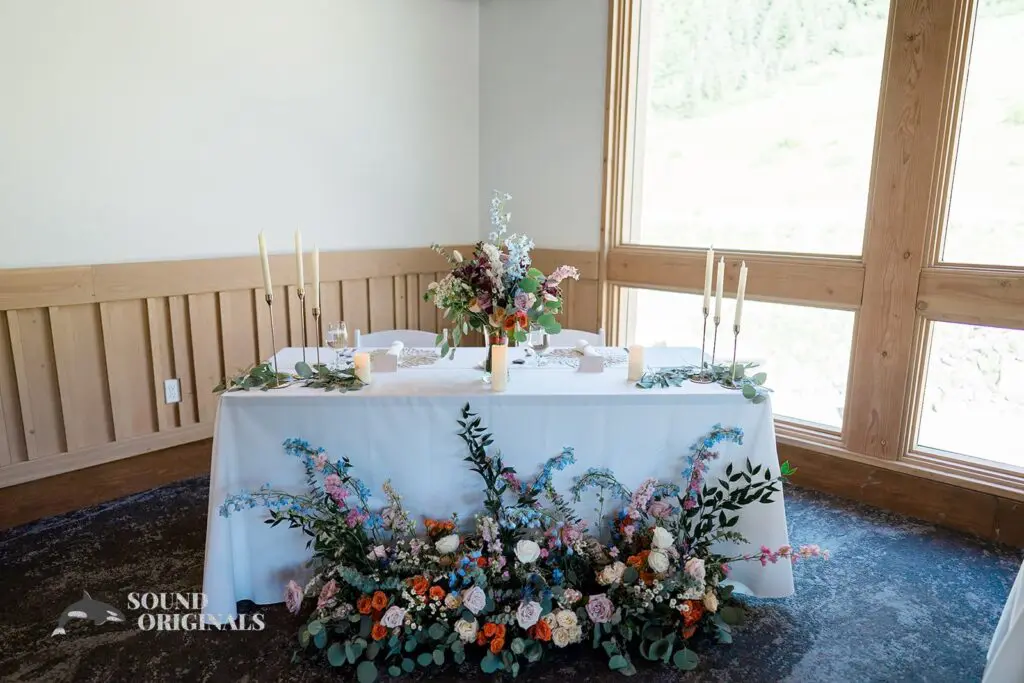 Crystal Mountain Resort Wedding // Hanna + Marcus -