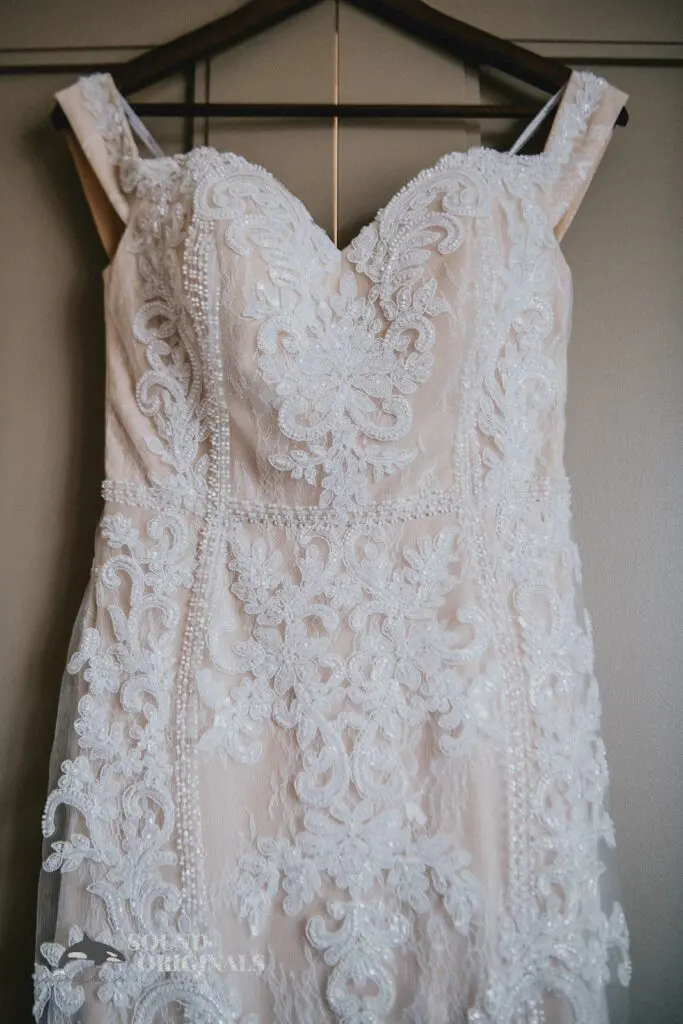 MGM Grand/Highlands Detroit Wedding // Wesley + Rebecca -