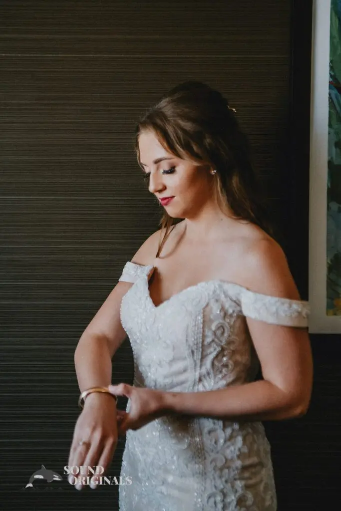 MGM Grand/Highlands Detroit Wedding // Wesley + Rebecca -