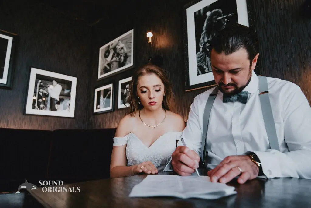 MGM Grand/Highlands Detroit Wedding // Wesley + Rebecca -