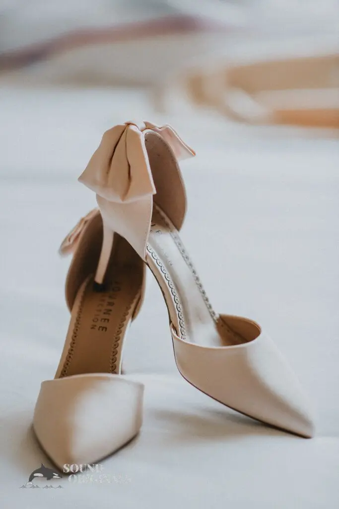 MGM Grand/Highlands Detroit Wedding // Wesley + Rebecca -