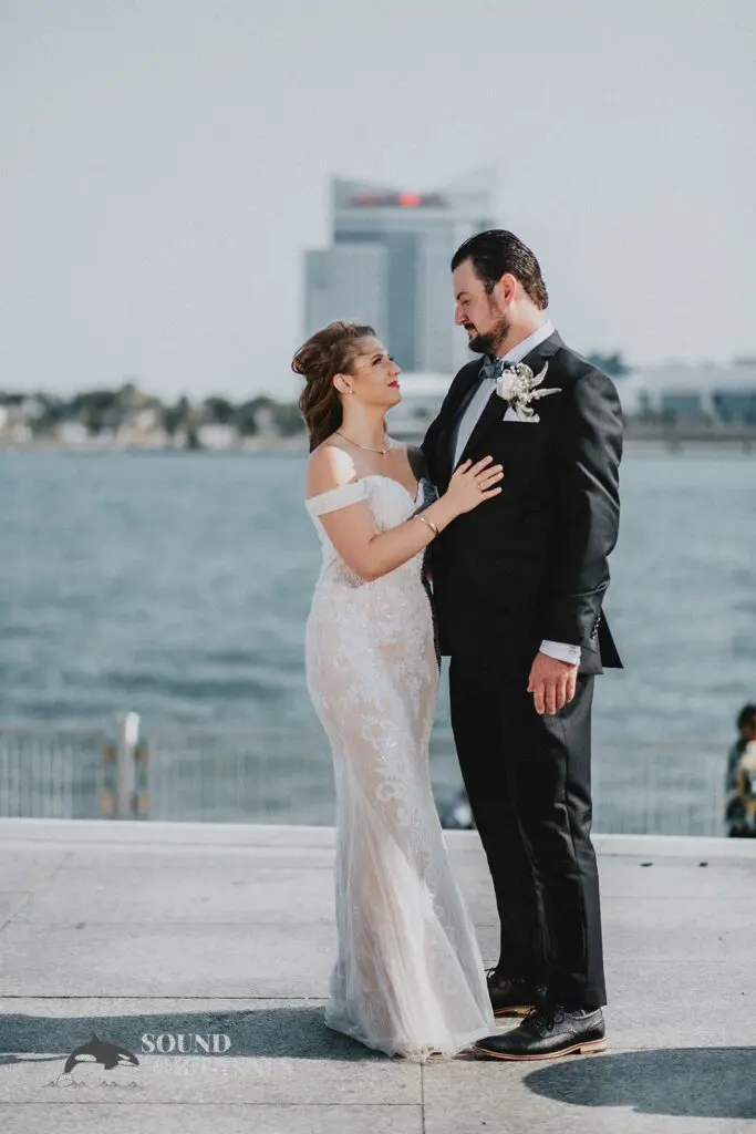MGM Grand/Highlands Detroit Wedding // Wesley + Rebecca -