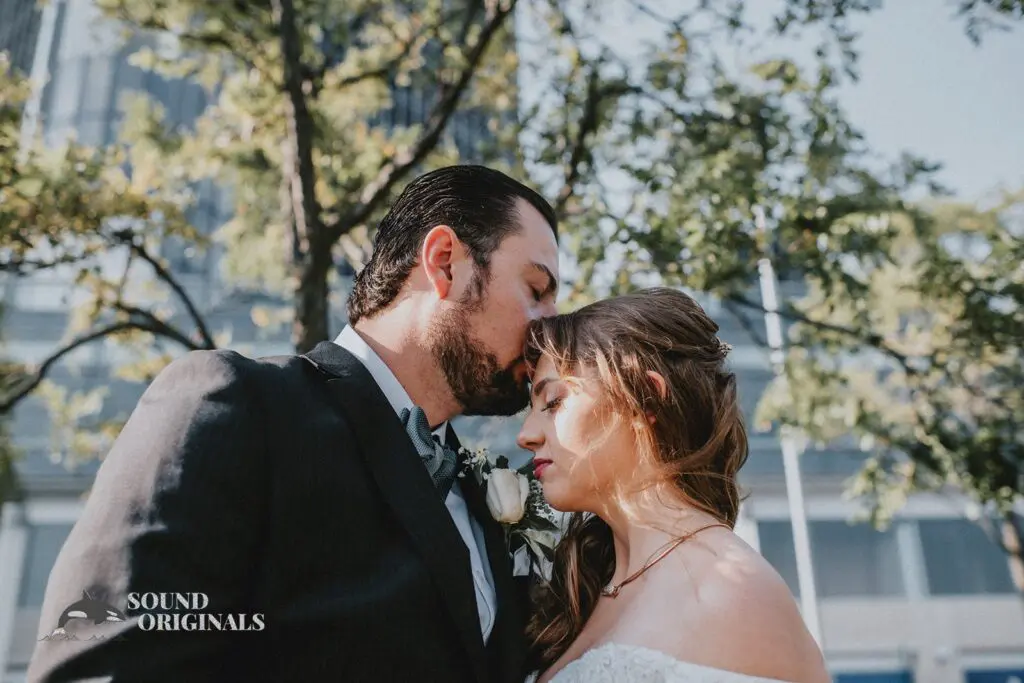 MGM Grand/Highlands Detroit Wedding // Wesley + Rebecca -