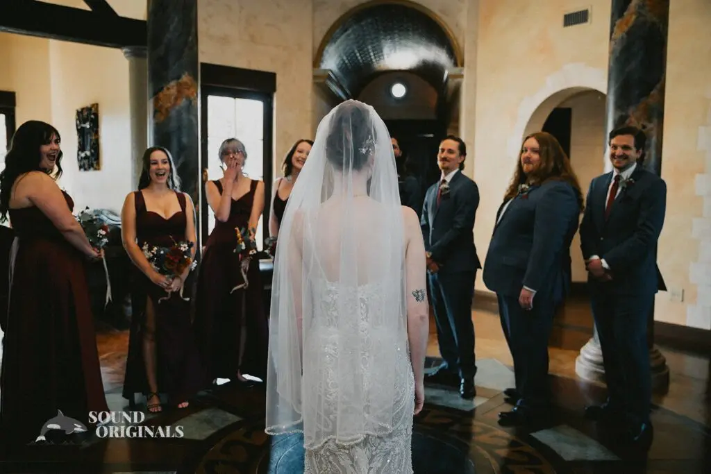 First looks at the Stoney Ridge Villa Wedding