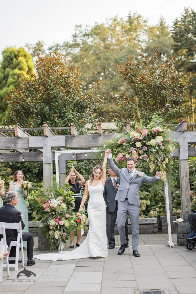 25 STUNNING Locations for Engagement Photos in Seattle -