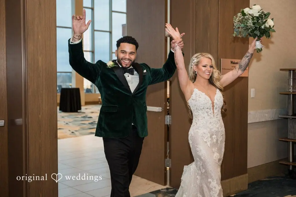Mystic Lake Center Wedding // Emma & Noah -