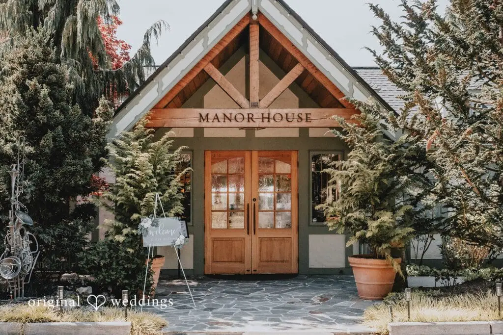 The Manor House at Pleasant Beach Wedding // Kristen & Nathan -