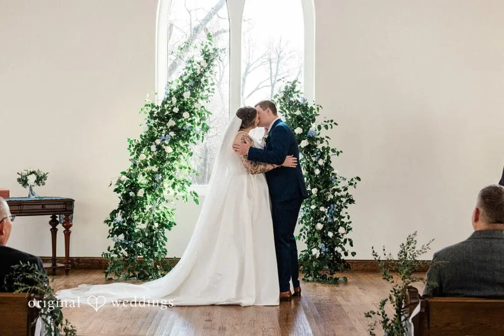 The Springs Waxahachie Wedding // Riley & Lyndsay -