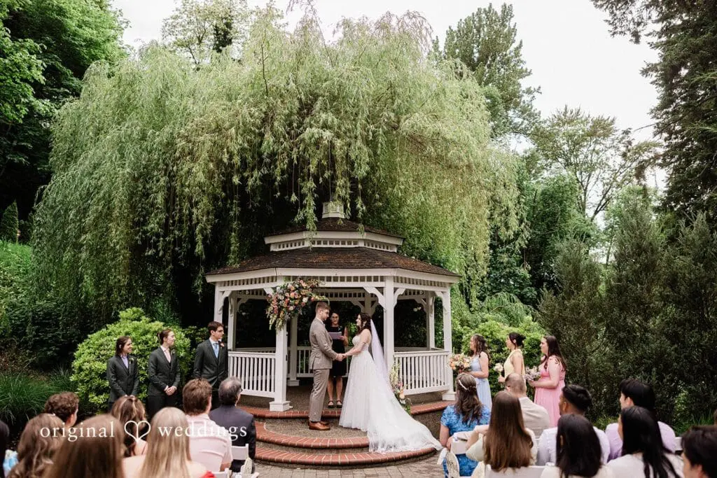 Abernethy Center Wedding // Destiny & Gabriel -