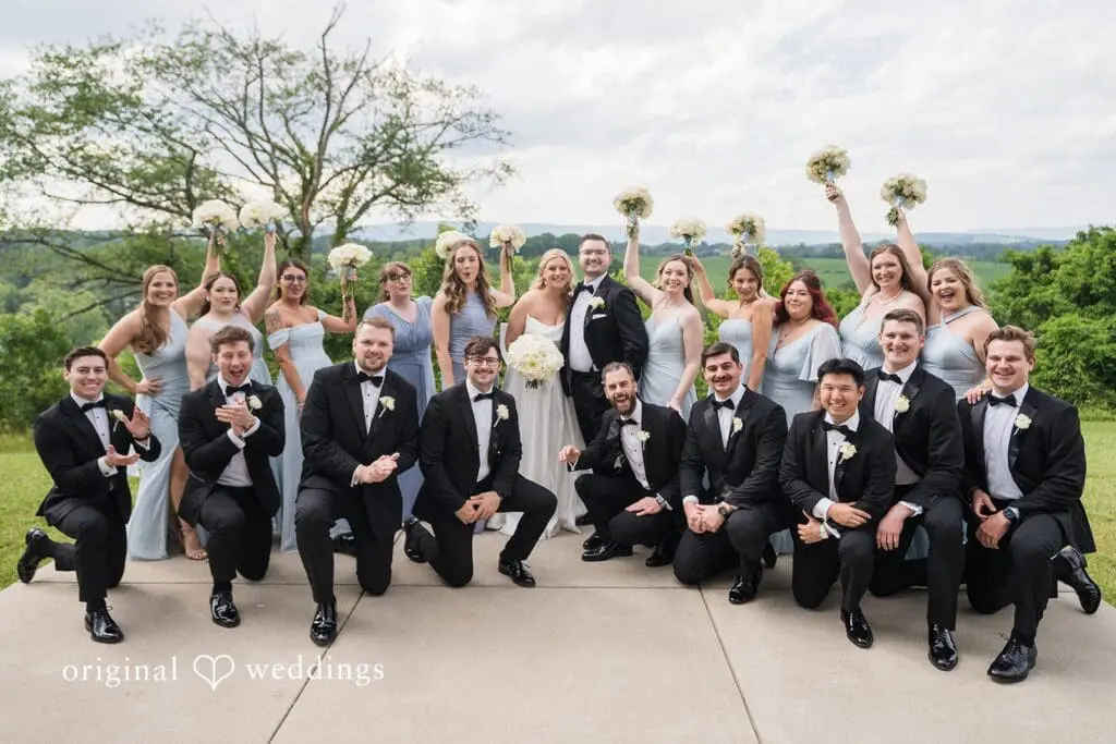 Blue Valley Vineyards Wedding // Meredith & Robert -