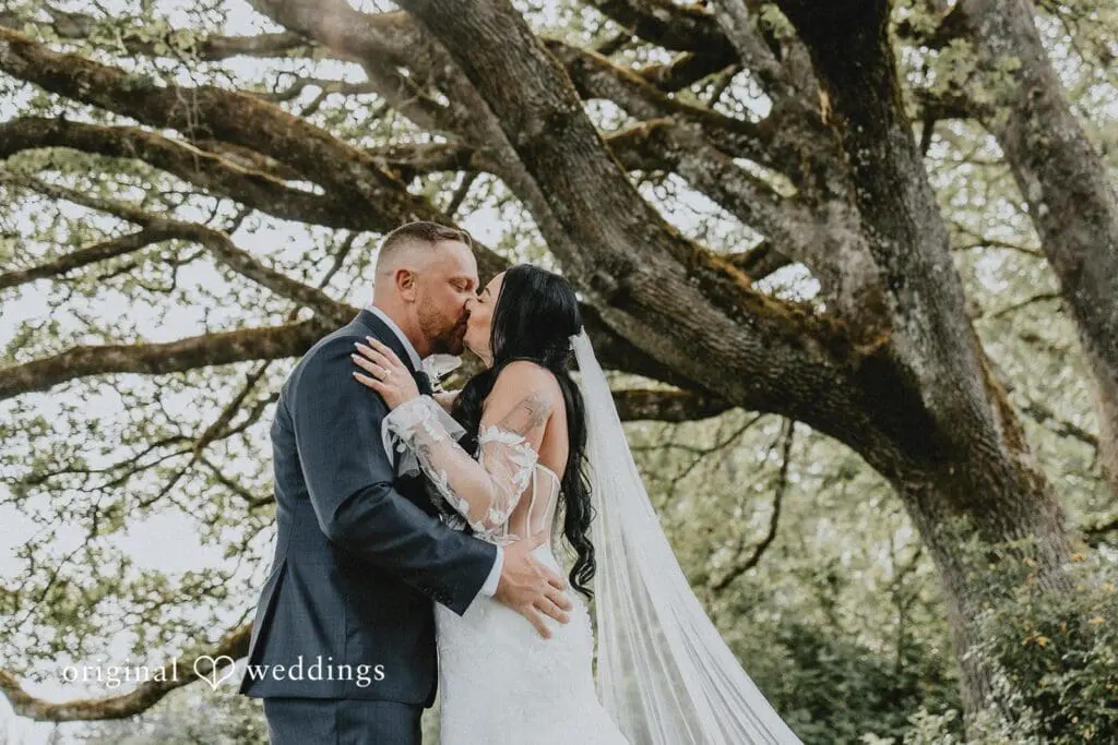 Indian Summer Country Club Wedding // Jennifer & Vern -