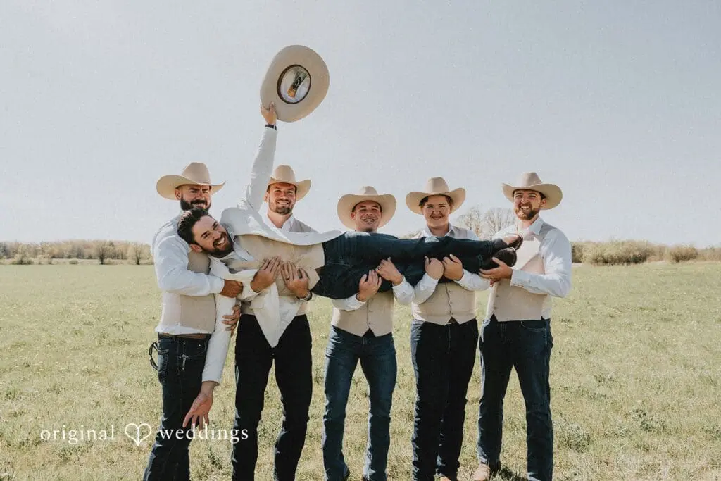 Minnesota Backyard Wedding // Britta & Winfred -