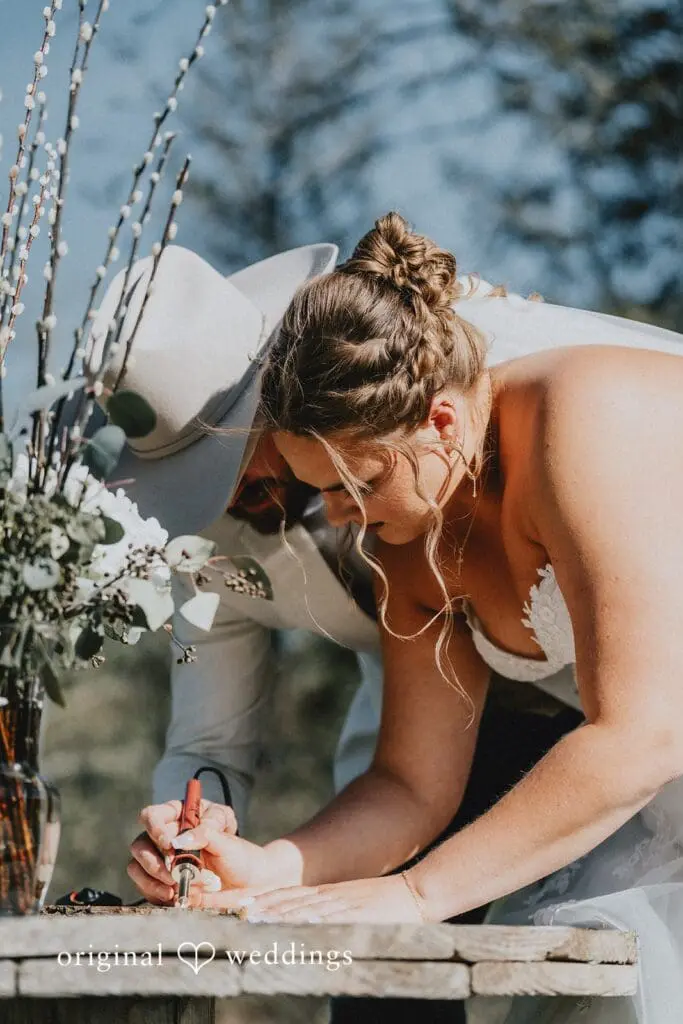 Minnesota Backyard Wedding // Britta & Winfred -