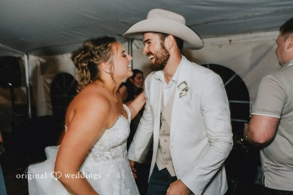 Minnesota Backyard Wedding // Britta & Winfred -