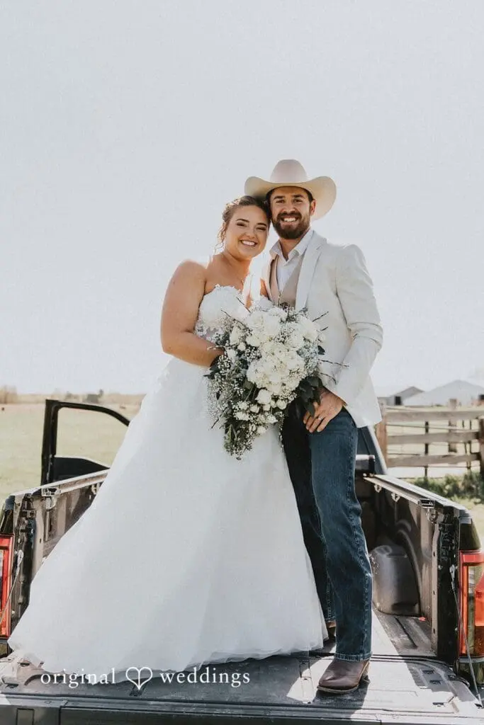 Minnesota Backyard Wedding // Britta & Winfred -