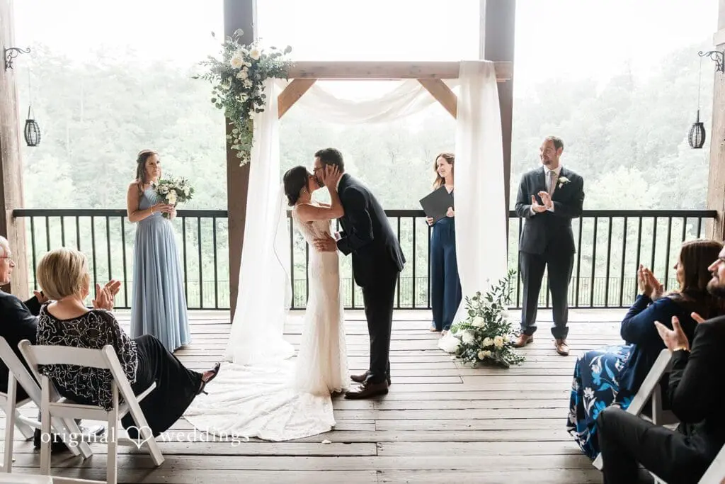 Roswell Mill Club Wedding // Lindsay & Ben -