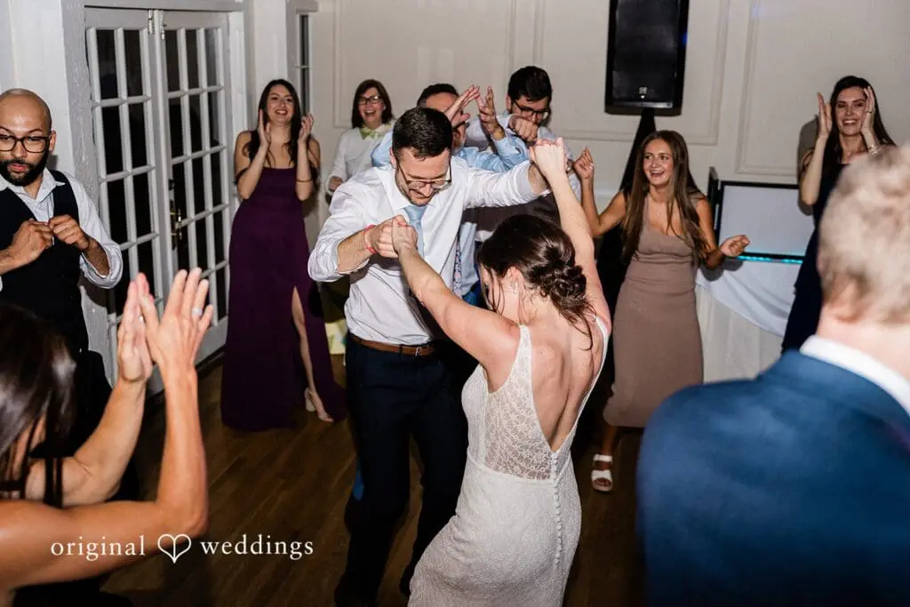 Roswell Mill Club Wedding // Lindsay & Ben -