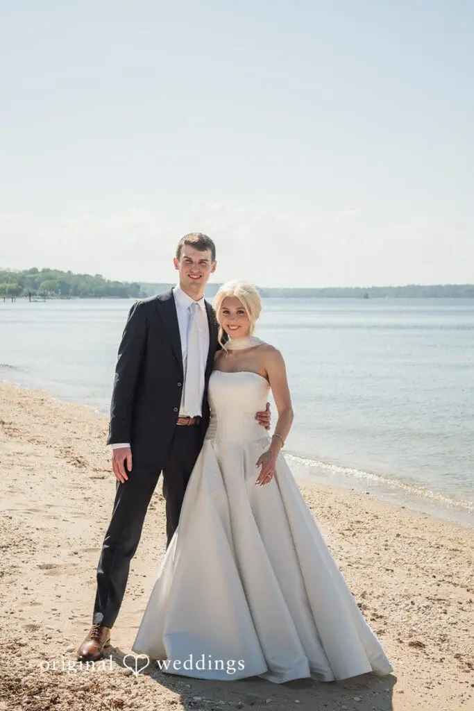 Head of the Bay Club Wedding // Noah + Anna -