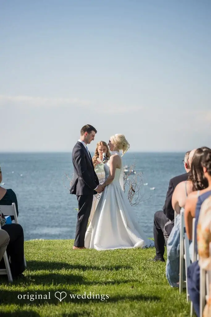 Head of the Bay Club Wedding // Noah + Anna -