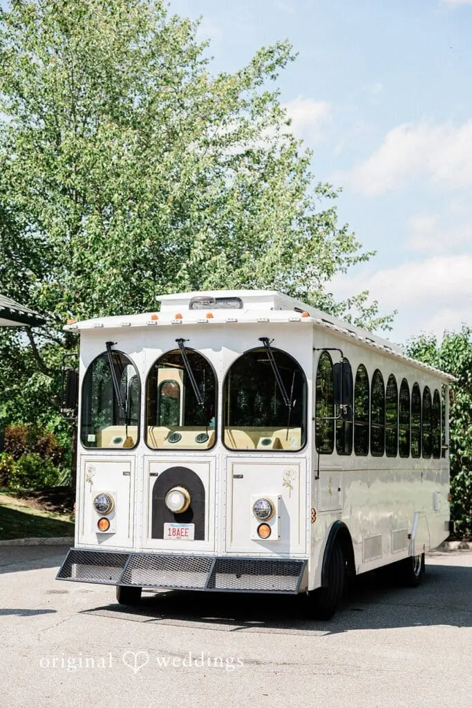 Ferncroft Country Club Wedding // Justina & Bryan -