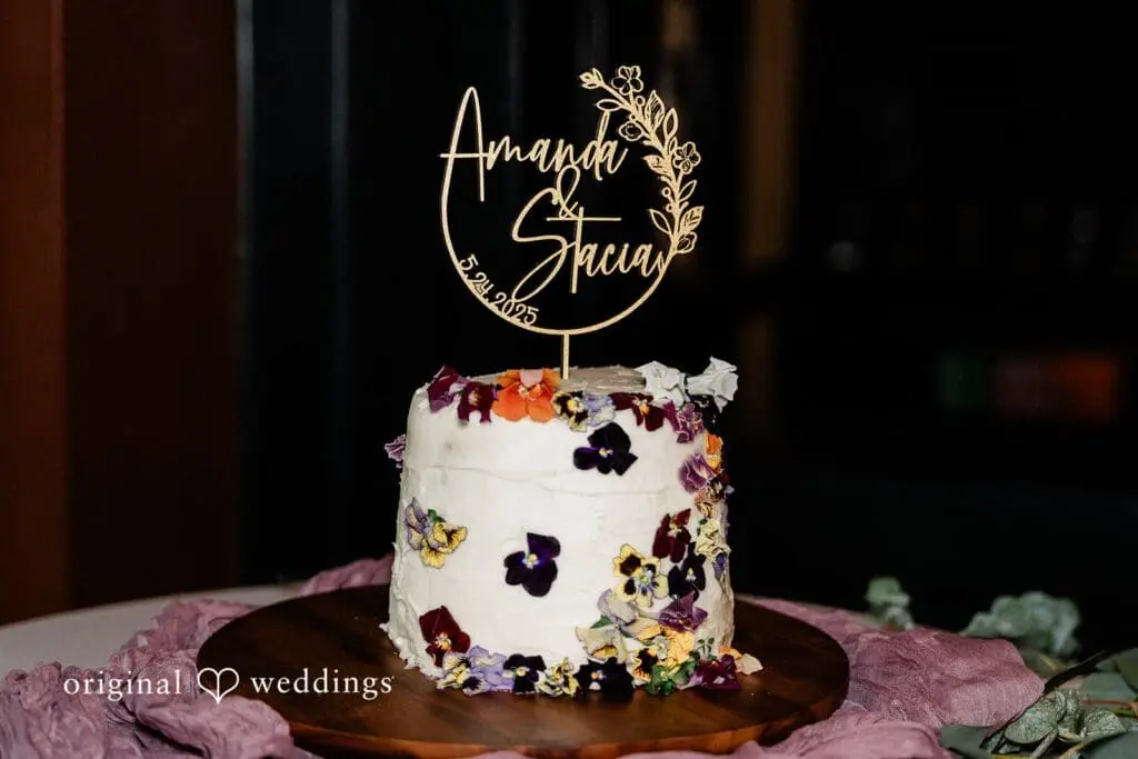 Minnesota Landscape Arboretum Wedding // Amanda & Stacia -