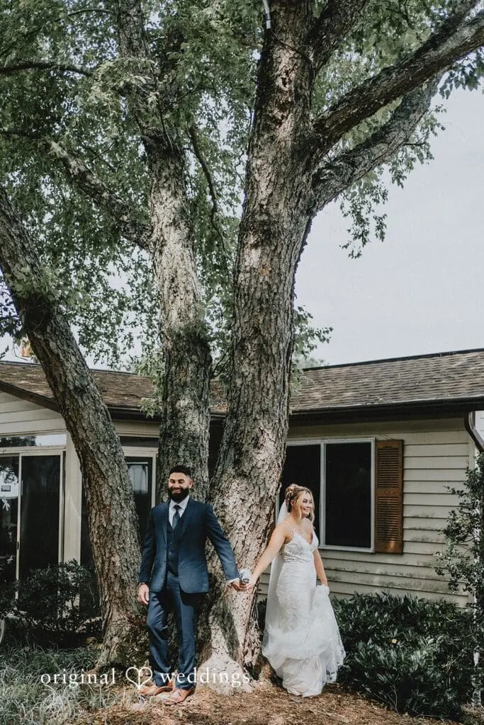 Robin Hill Farm and Vineyard Wedding // Alexis & Jonathan -