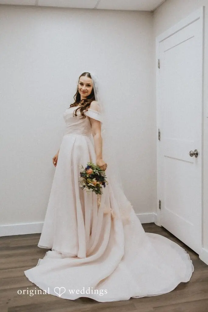Smith Barn Brooksby Farm Wedding // Victoria & Mark -