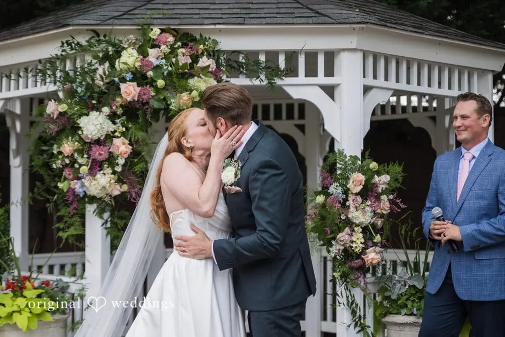 Springfield Country Club Wedding // Kelly & Matt -