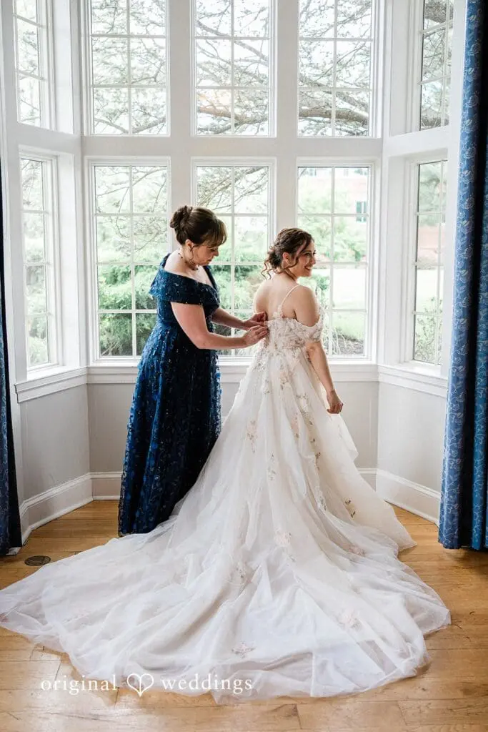 The Manor House at Commonwealth Wedding // Alyssa + Gabriel -