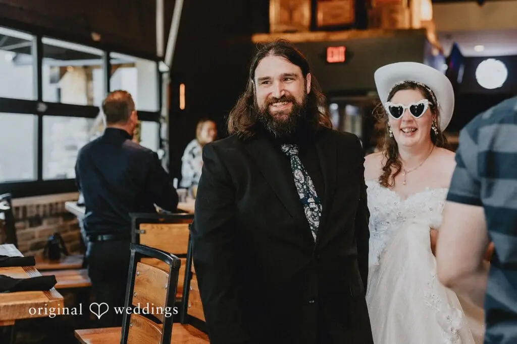 The Outlet Wedding