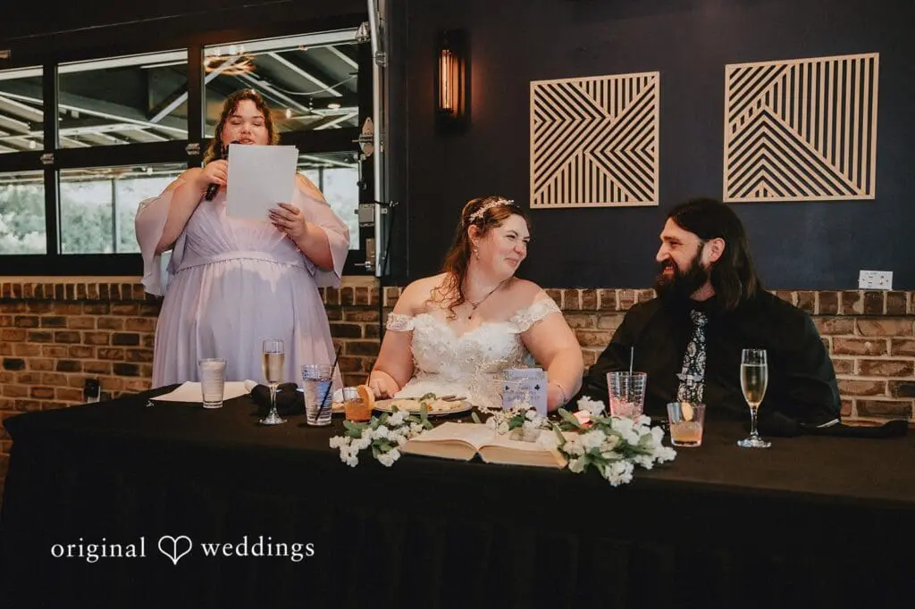 The Outlet Wedding