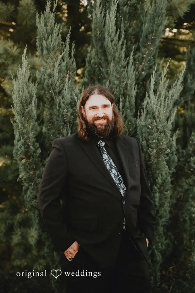 The Outlet Wedding