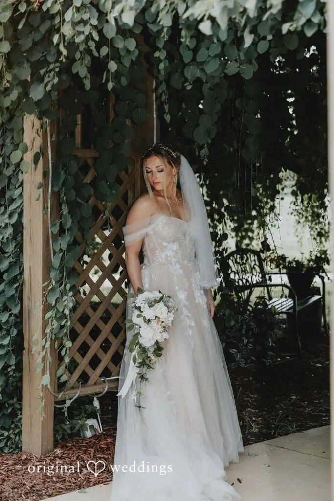 Waters Edge Vineyard Wedding // Leah & Sean -