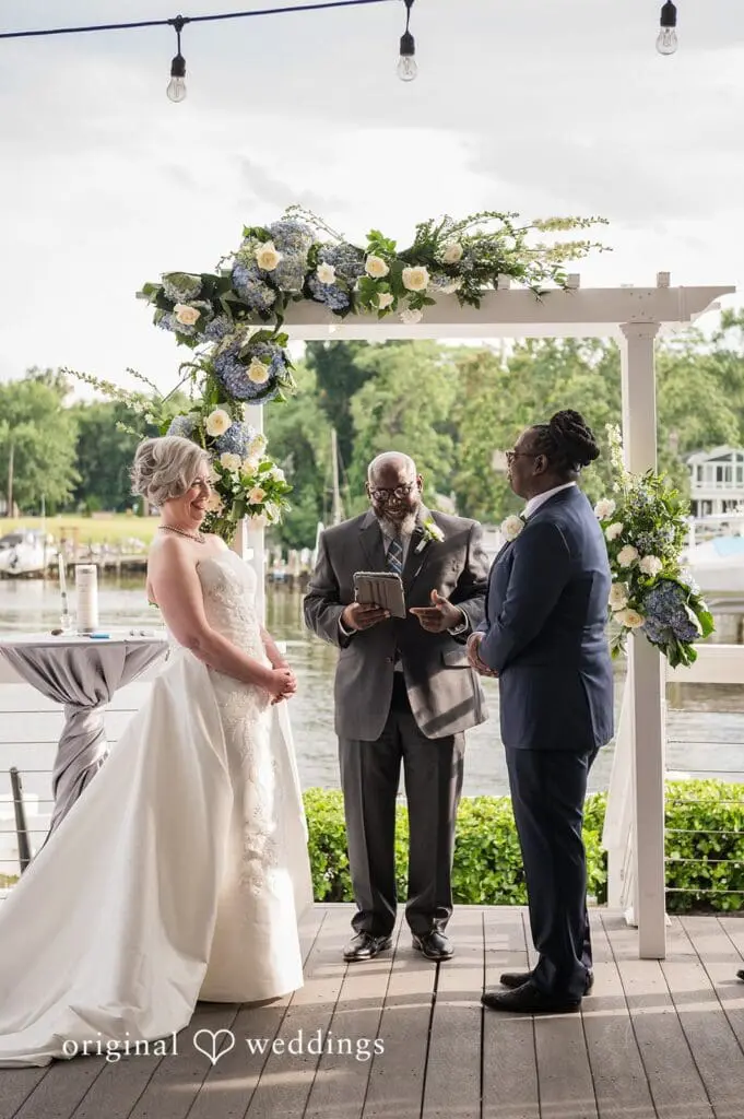 Anchor Inn Wedding // Jane & Shawn -