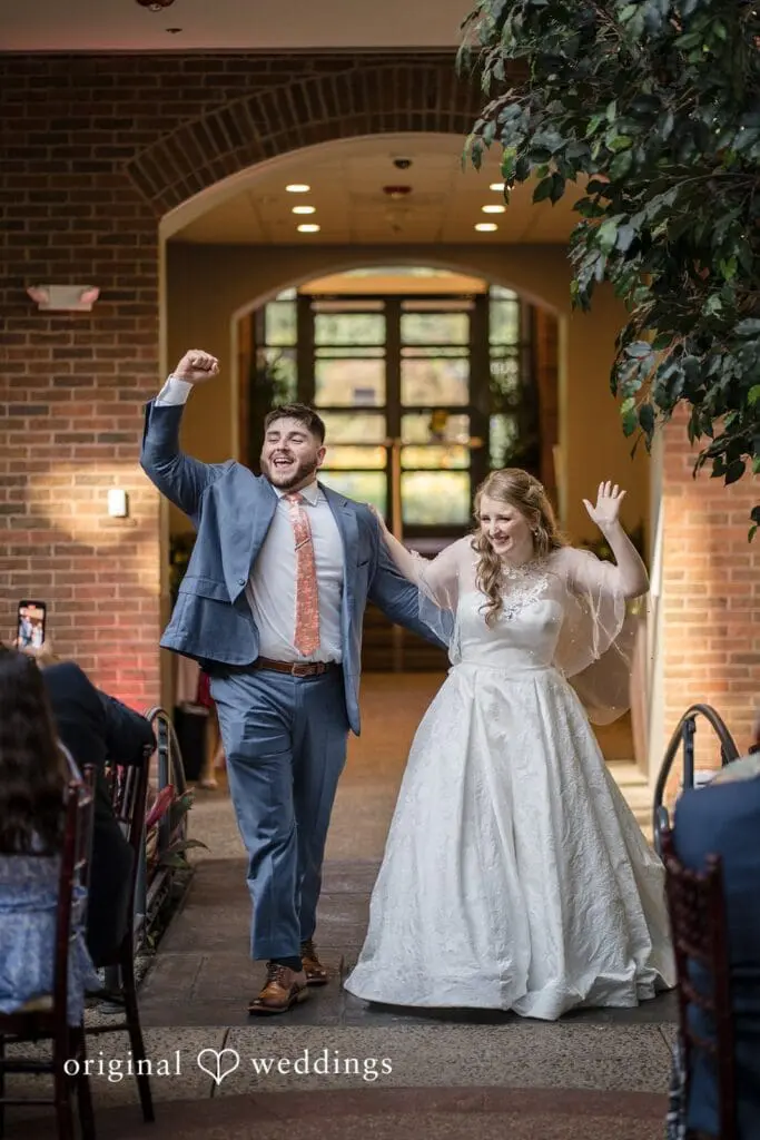The Atrium at Meadowlark Gardens Wedding // Anna & Matthew -