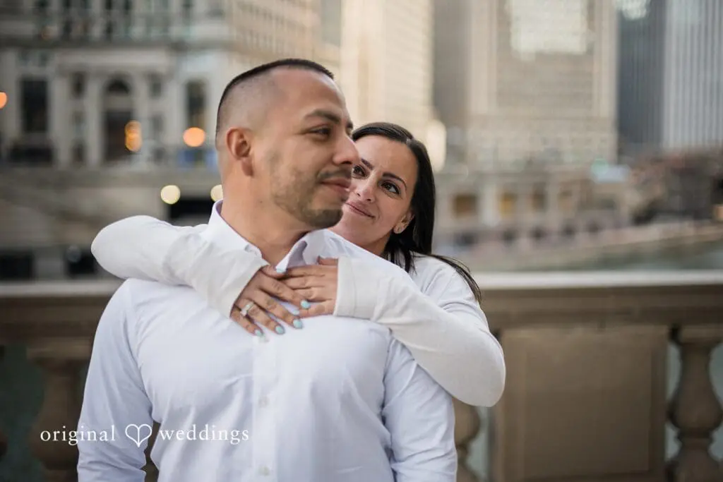 BEST Places for Engagement Photos in Chicago -