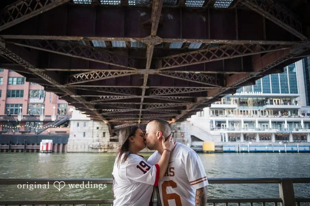 BEST Places for Engagement Photos in Chicago -