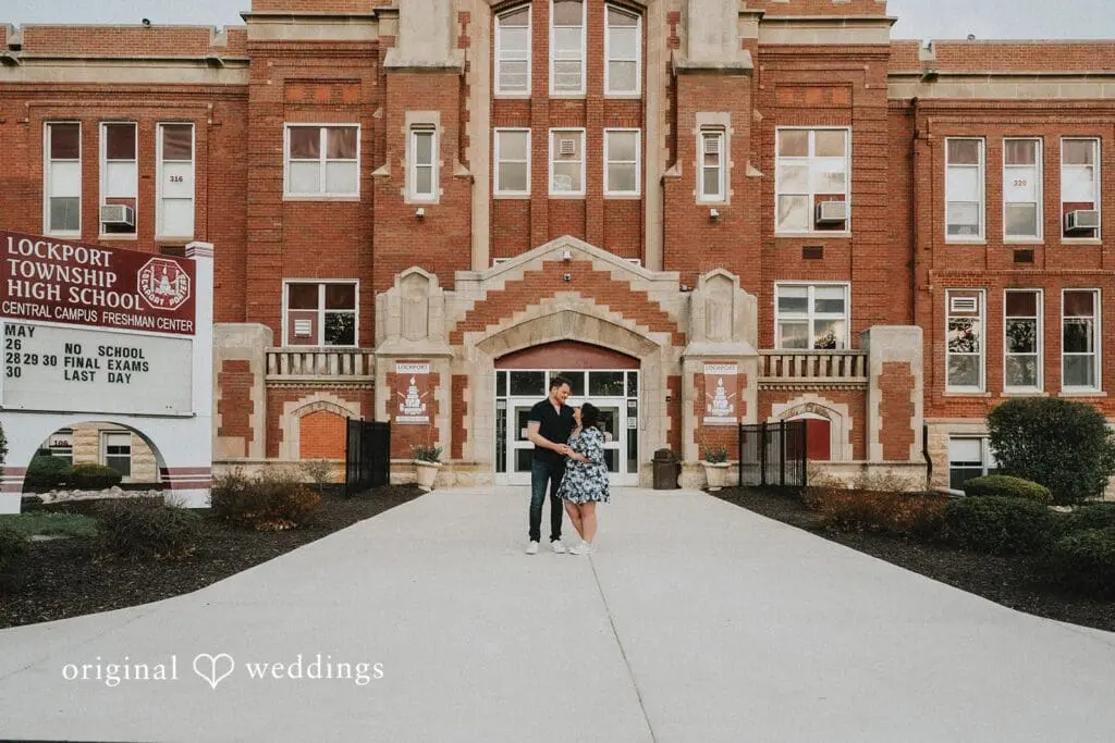 BEST Places for Engagement Photos in Chicago -