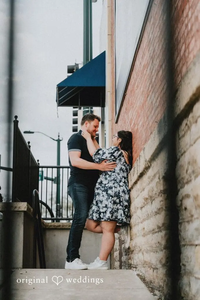 BEST Places for Engagement Photos in Chicago -