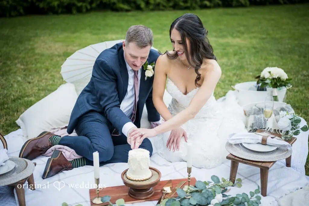 Hillsboro Court House Wedding // Erika & John -