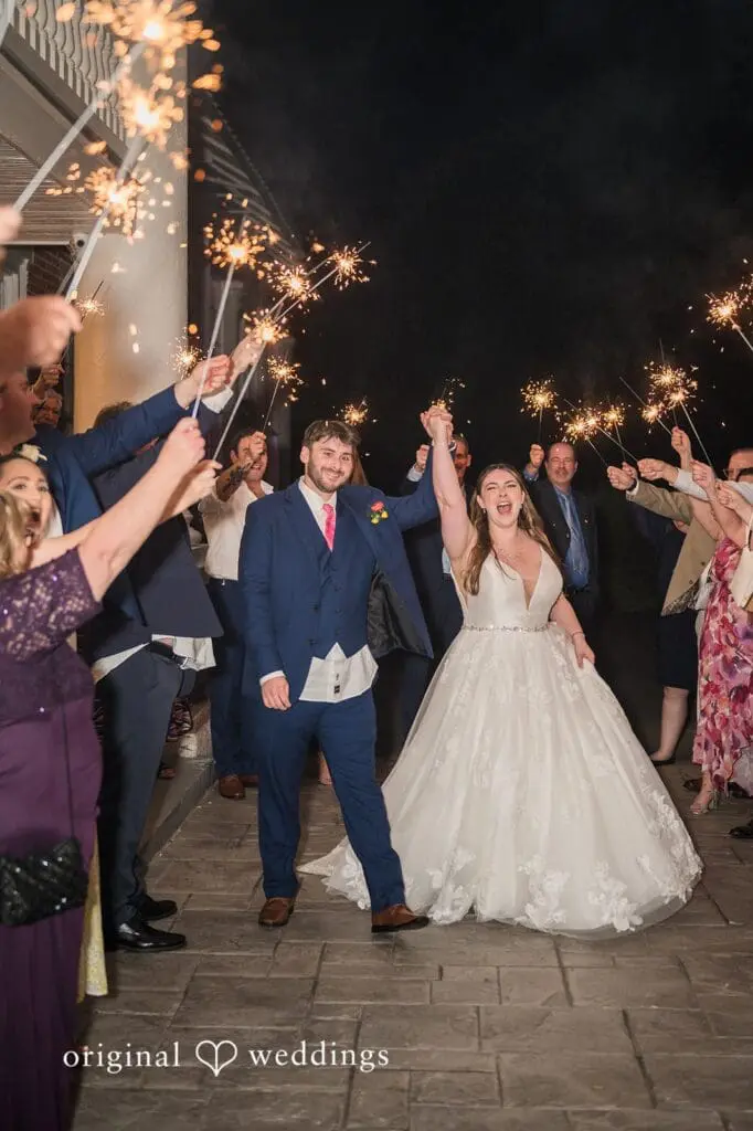 Raspberry Plain Manor Wedding // Megan & Zachary -
