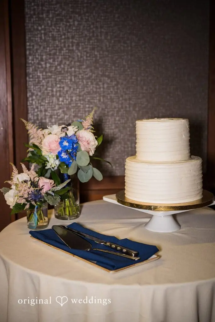 Salish Lodge and Spa Wedding // Leah & John -