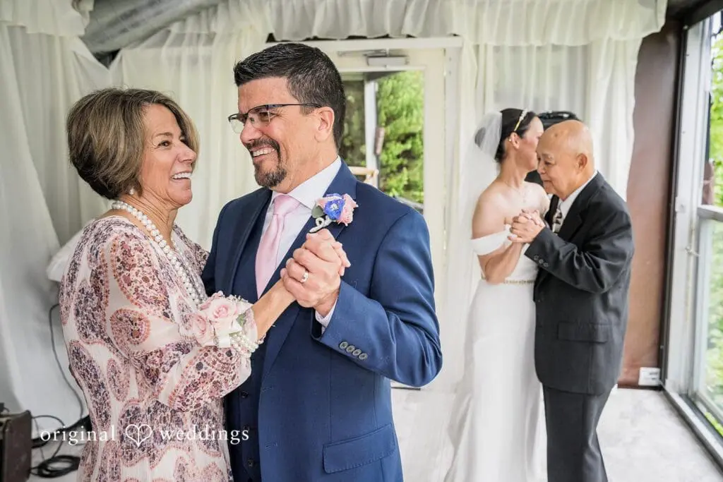 Salish Lodge and Spa Wedding // Leah & John -