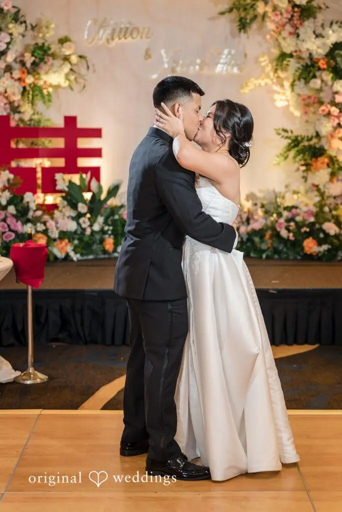 Sheraton LaGuardia East Wedding // XuanMai & Milton -