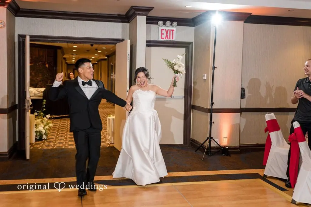 Sheraton LaGuardia East Wedding // XuanMai & Milton -