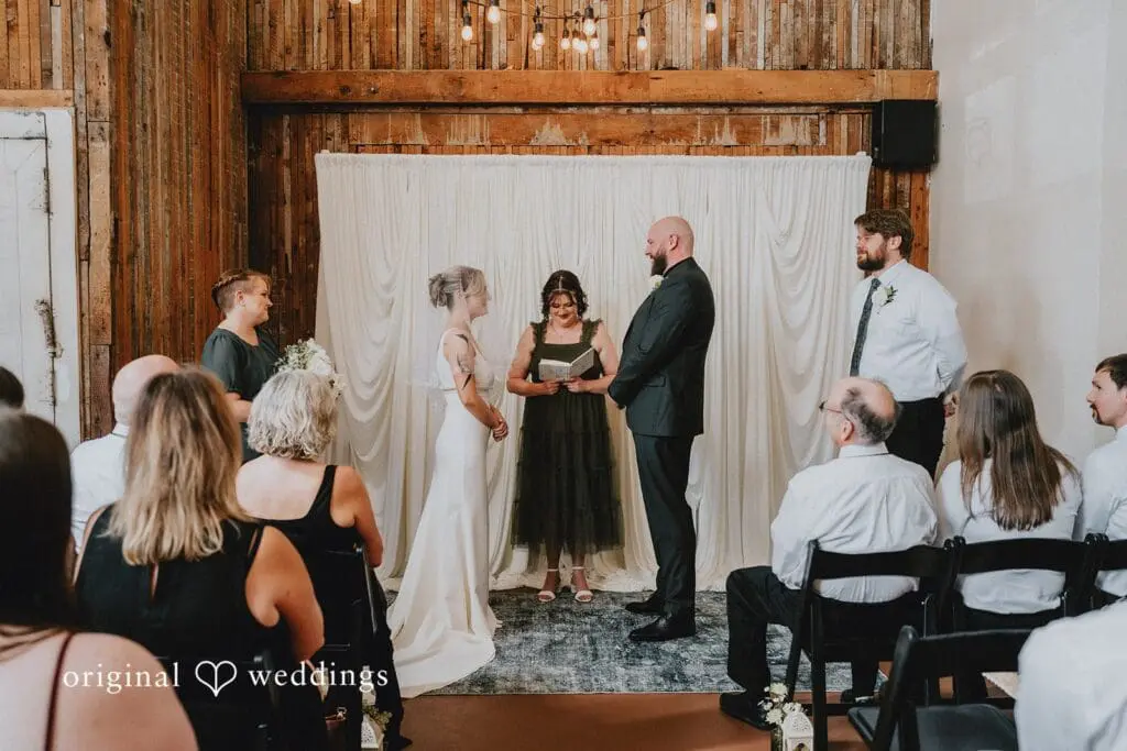 Sole Repair Shop Wedding // Clara & Connor -