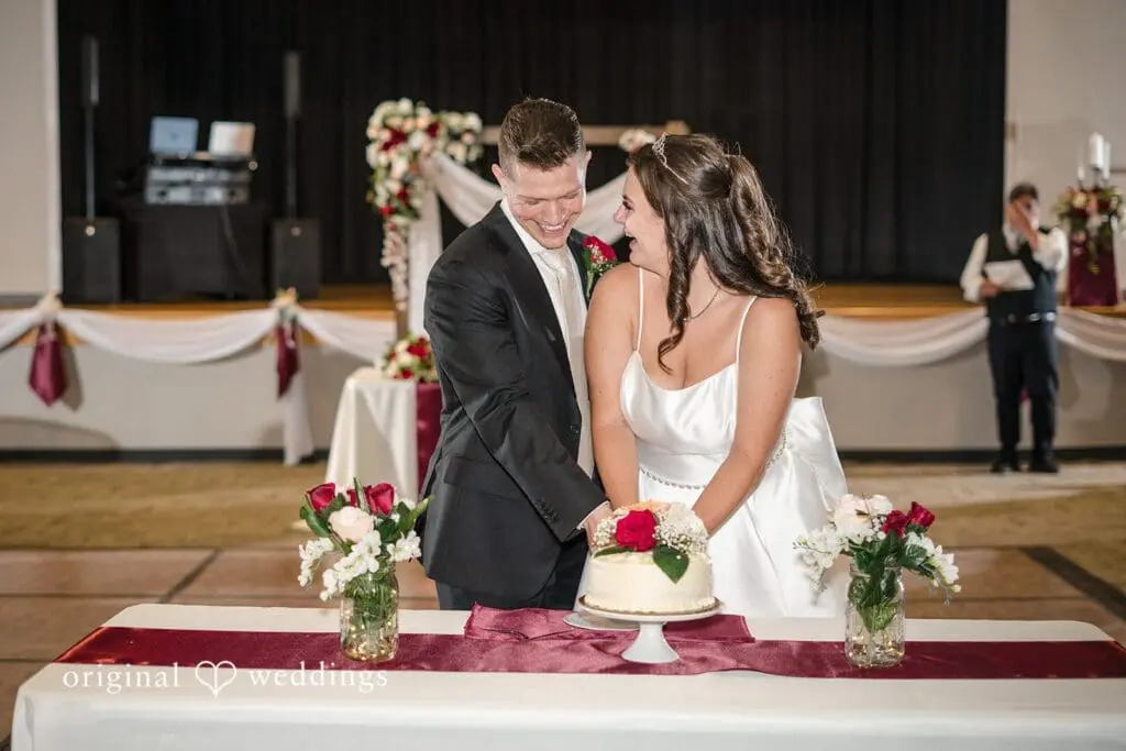 Southridge Rec Center Wedding // Alexa & Andrew -