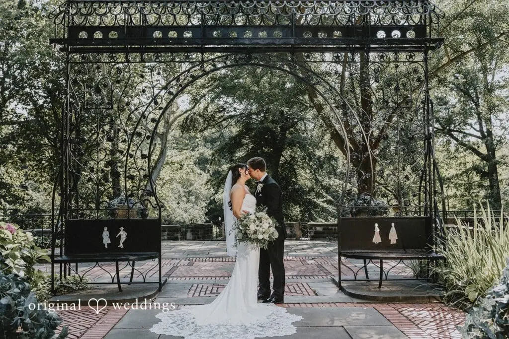 Tenk West Bank Wedding // Julianna & Andrew -