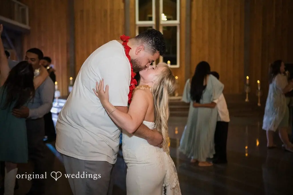 The Prickel Barn Wedding // Zoë & Junior -