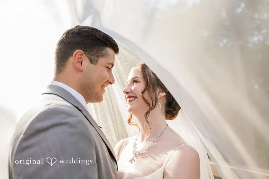 Valley of the Eagles Wedding // Kailey & Riley -